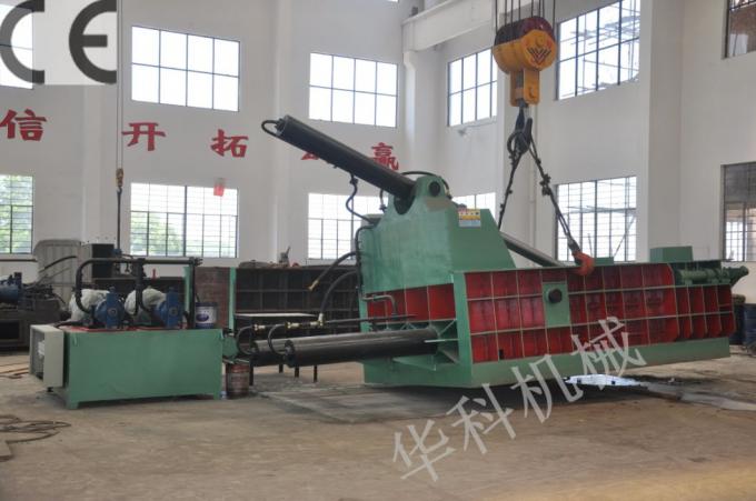 Hydraulische de Hooipersmachine van het Metaalschroot 315 Ton 2