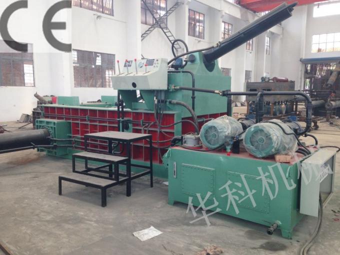 Hydraulische de Hooipersmachine van het Metaalschroot 315 Ton 3