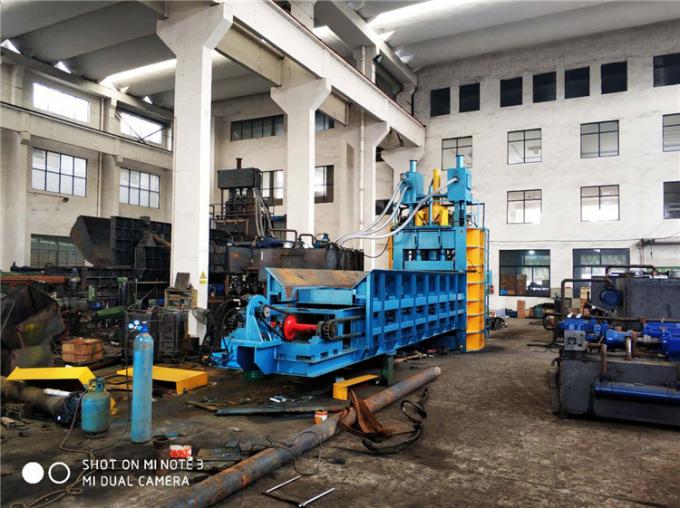 De hydraulische Op zwaar werk berekende Brugscheerbeurt, dankt Machine Om metaal te snijden af 4