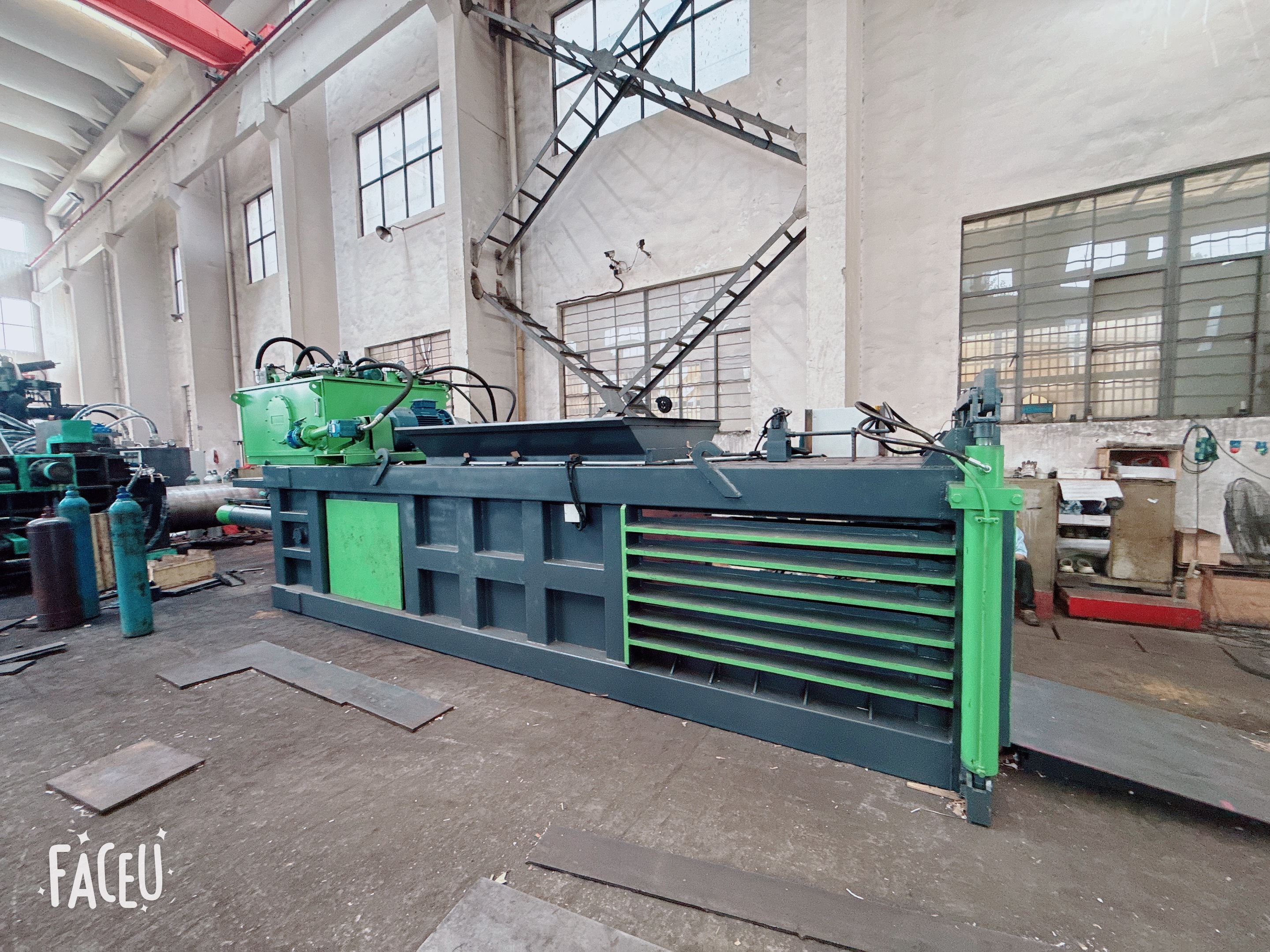 Laatste bedrijfsblogs Van 10 t/dag tot 40 t/dag: Planning van de balercapaciteit en de transportbandlengte voor groeiende recyclingoperaties